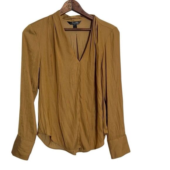 Banana Republic Essential V-neck Long Sleeve Blouse Top Camel Tan Small - Picture 1 of 8